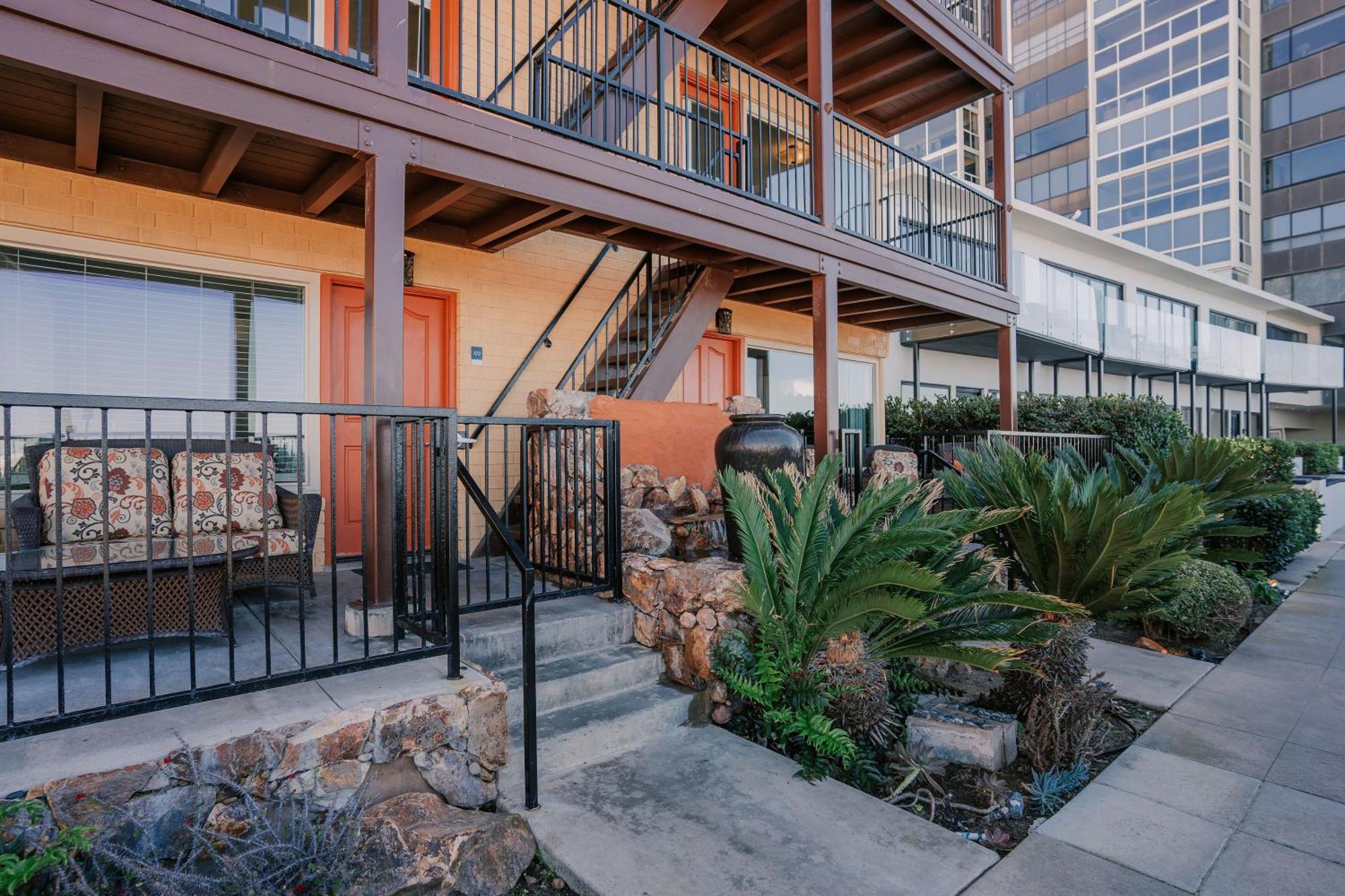 Pantai Inn San Diego Eksteriør billede