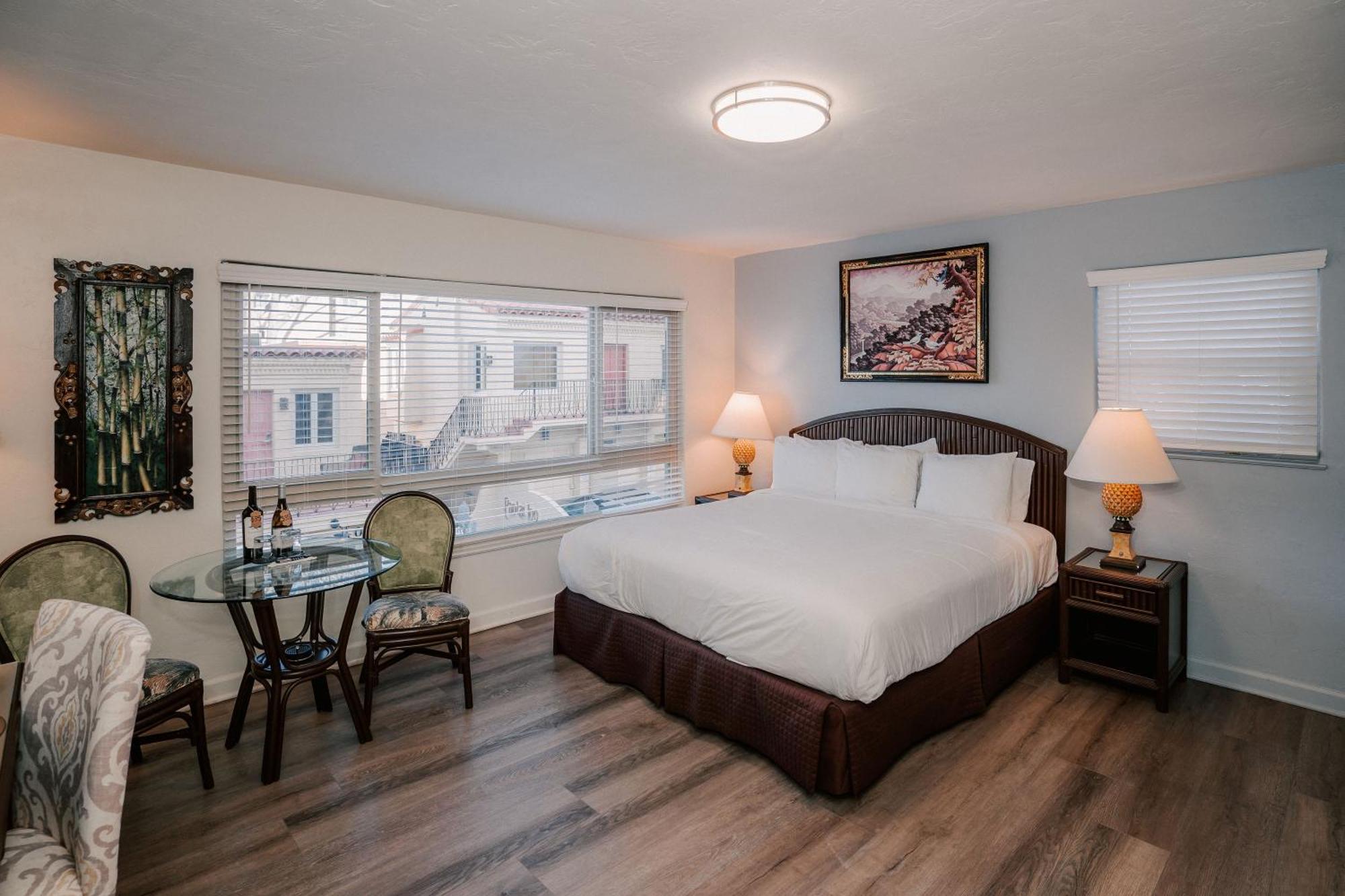 Pantai Inn San Diego Eksteriør billede